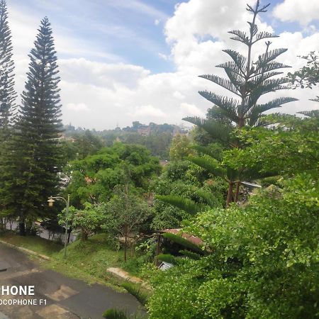 Villa Dago Syariah, Familiy Only, View Indah Ke Bukit Dago Bandung Exterior photo